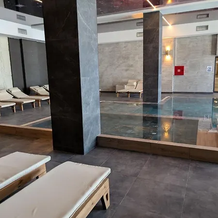 Raccoon Paradise Hill B19 Apartament