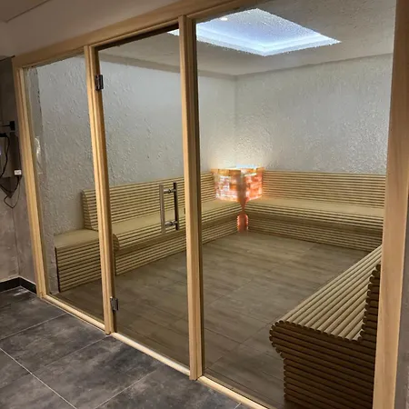 Raccoon Paradise Hill B19 *